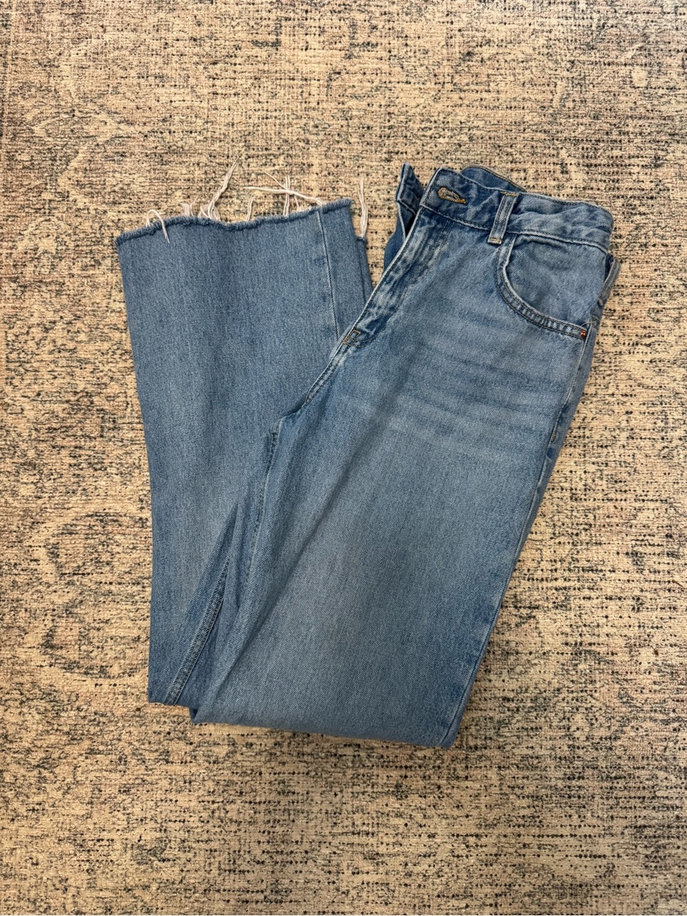 High-Rise Straight Jeans in Light Blue Denim